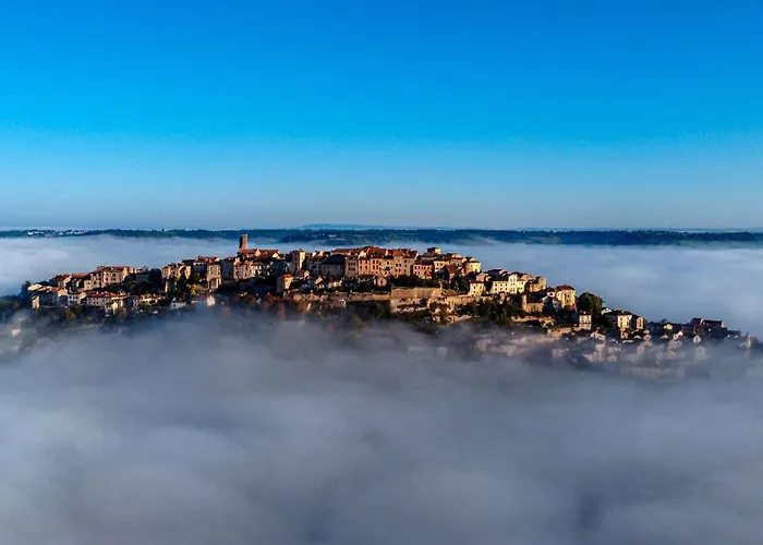 Rue Du Barri アパート